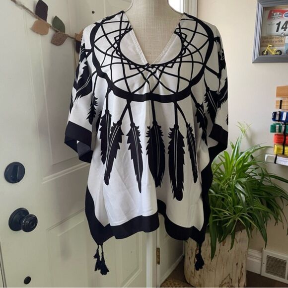 Bohemian Vintage Black&White Fringed Poncho Women's Top (One Size) - Picture 2 of 9